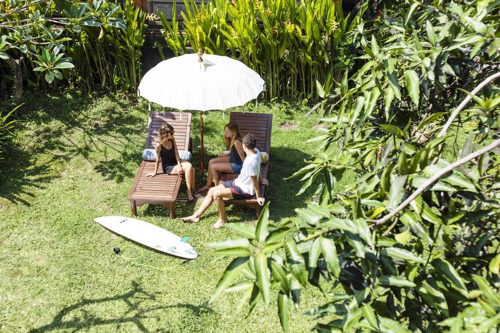 Surfers House 호텔 꾸따 외부 사진
