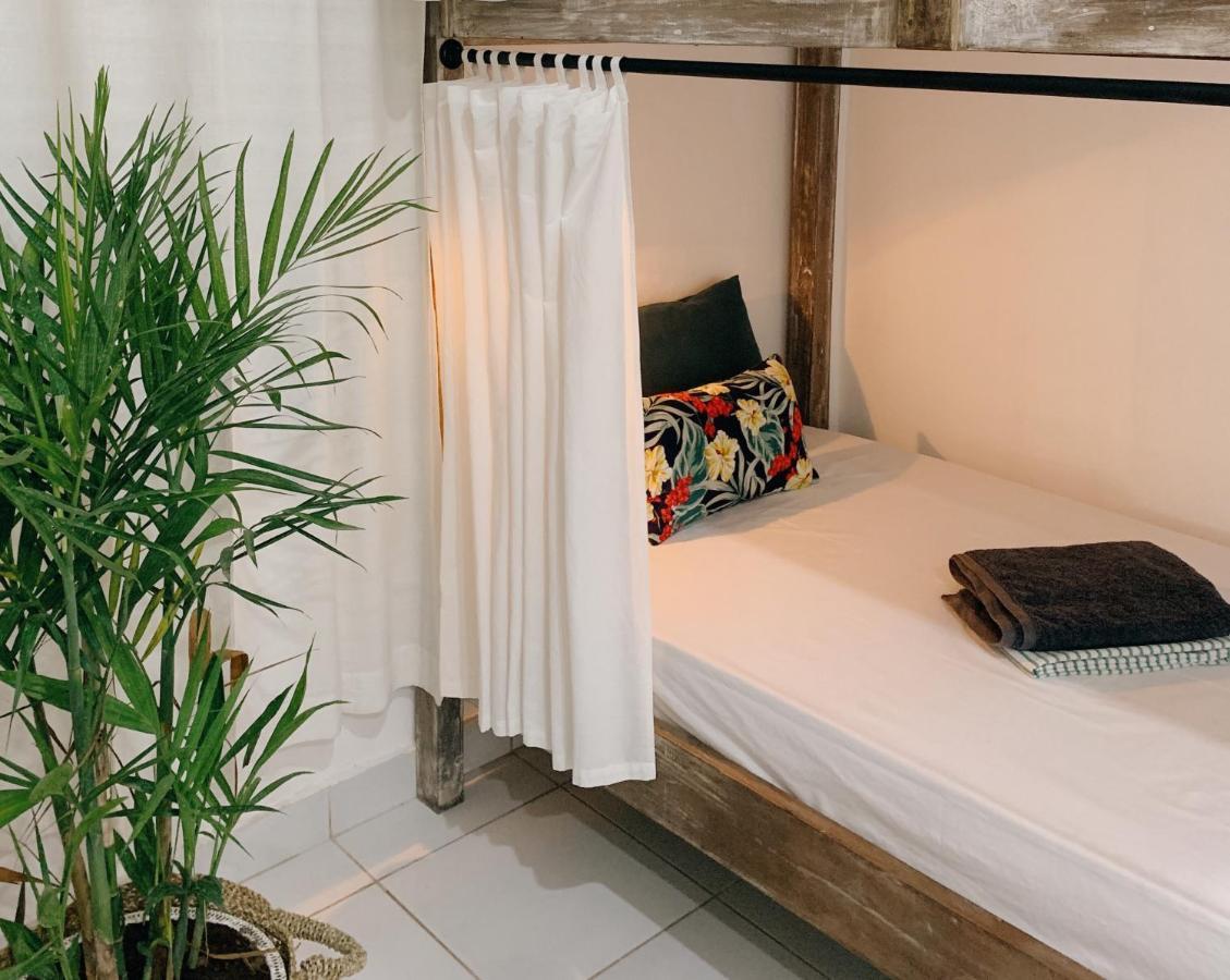 Surfers House 호텔 꾸따 외부 사진