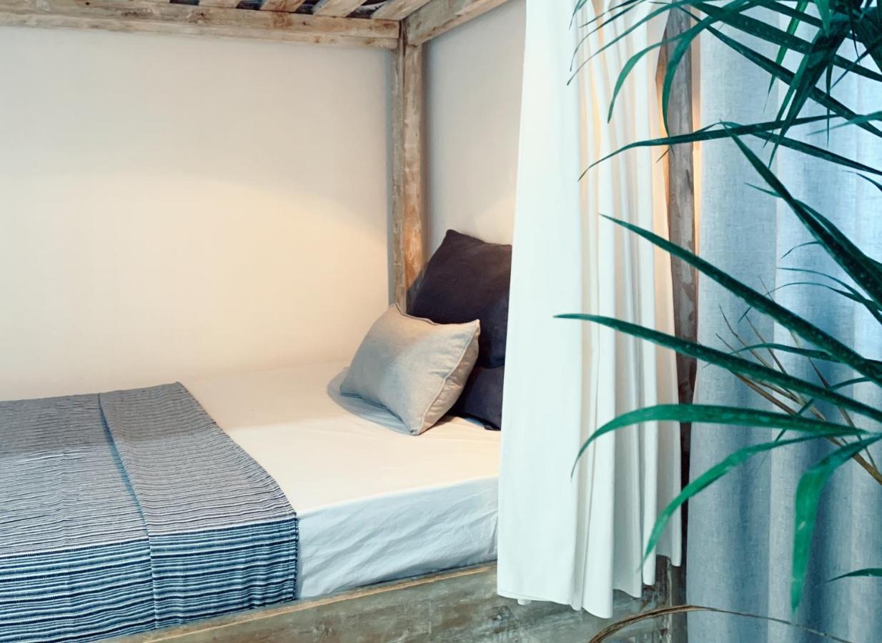 Surfers House 호텔 꾸따 외부 사진